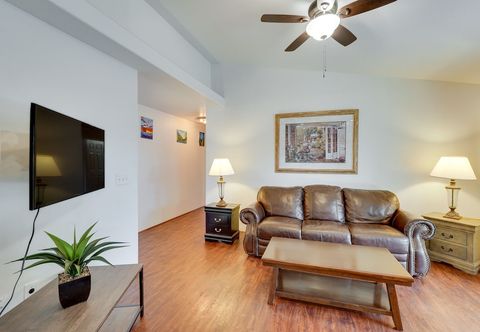 其他 Pet-friendly Medford Vacation Rental w/ Yard!