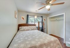 其他 6 Pet-friendly Medford Vacation Rental w/ Yard!