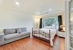 其他 4 Pet-friendly Medford Vacation Rental w/ Yard!