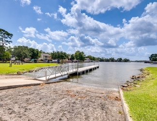 Others 2 Sleek Condo Near Lake Conroe w/ Golf Course Views!