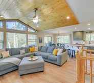 Lain-lain 5 Star Valley Ranch Cabin Rental w/ Private Hot Tub!