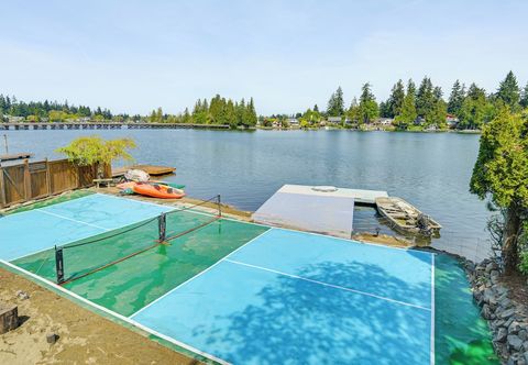 기타 Tacoma Home on Steilacoom Lake w/ Dock!