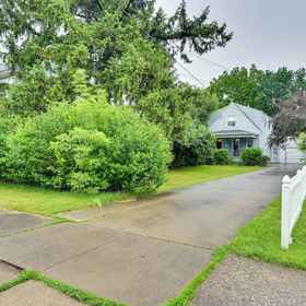 Interior 1 Themed New York Home ~ 2 Mi to Niagara Falls!, Hotel Cagar Alam Niagara Glen