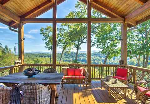 Others Bryson City Condo w/ Spectacular Views & Amenities