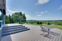 Lain-lain Spacious Virginia Retreat w/ Deck & Scenic Views!