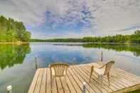 Others Lakefront Cabin w/ Dock, Grill, 8 Mi to Munising!