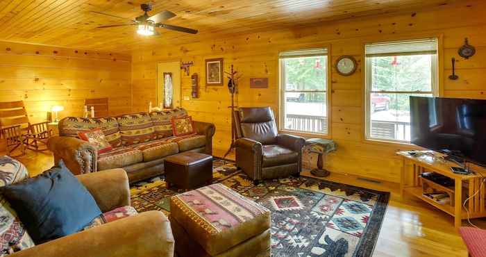 Others Pet-friendly Byrdstown Cabin w/ Fire Pit & Porch!