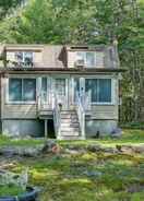 Primary image Huguenot Retreat: Cozy Fireplace & Screened Porch!