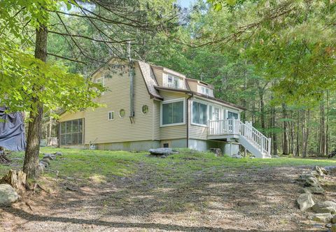 其他 Huguenot Retreat w/ Screened Porch & Lake Access!