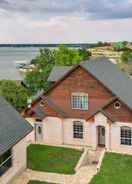 Primary image Spacious Lake Granbury Vacation Rental w/ Dock!