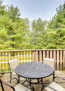 Primary image Tannersville Retreat w/ Deck & Outdoor Dining!