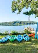 Primary image Lakefront Arkansas Escape w/ Grill, Dock & Kayaks!