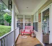 Others 3 Lakefront Mccormick Townhome w/ Gas Grill!