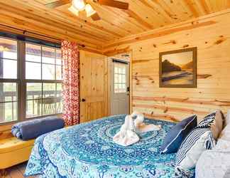 Lainnya 2 Cozy Lake Sardis Cabin w/ Stunning View!