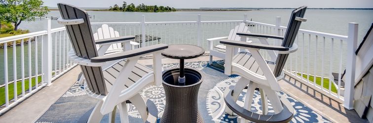 その他 Bayfront White Stone Escape w/ Private Beach!