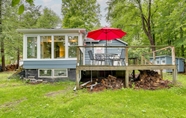 Lain-lain 6 Lakefront Bethel Cabin w/ Deck, Grill & Views!