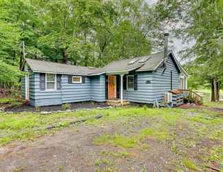 Lainnya 2 Lakefront Bethel Cabin w/ Deck, Grill & Views!