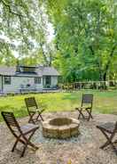 Primary image Welcoming Williams Bay Cottage w/ Deck & Fire Pit!