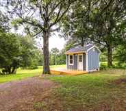 Others 4 Blythewood Modern Cottage Retreat: Deck & Grill!