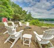 Others 5 Waterfront Michigan Getaway w/ Private Dock