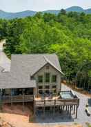 Primary image Modern Franklin Cabin Rental w/ Deck & Hot Tub!