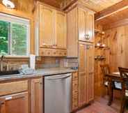 Others 6 Wilmington Vacation Rental Near Hiking and Skiing!