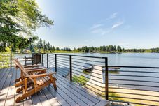 Others Gorgeous Long Lake Home w/ Dock, Kayak, SUP & More