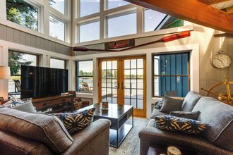 其他 4 Gorgeous Long Lake Home w/ Dock, Kayak, SUP & More