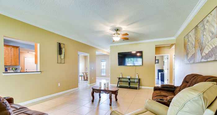 Others Crestview Vacation Rental: Day Trip to Destin!