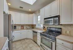 Others 3 Lovely Apartment in Long Beach: 3 Blocks to Ocean!