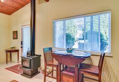 其他 5 Cozy Aloha Vacation Rental w/ Private Deck & Yard!