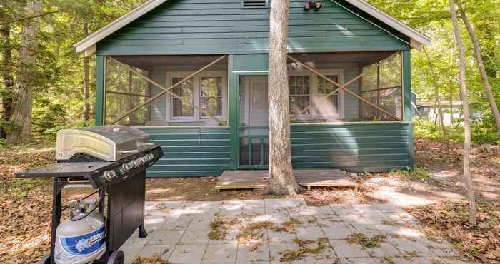Lainnya Southold Cottage w/ Patio & Grill - Walk to Beach!