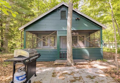其他 Southold Cottage w/ Patio & Grill - Walk to Beach!