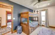 Others 2 Family-friendly Seward Home w/ Sauna & Pool!