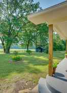 Primary image Delaware Vacation Rental: Walk to Lake Dardanelle!