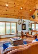 Primary image Pet-friendly Vienna Cabin w/ Screened-in Porch!