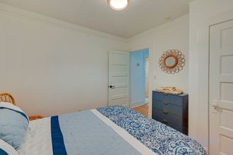 其他 4 Luxurious Eastport Retreat w/ Private Pool!