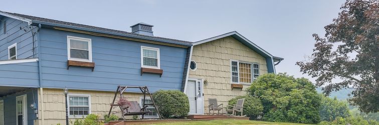 Lain-lain Marlboro Vacation Rental w/ Fire Pit & Yard!