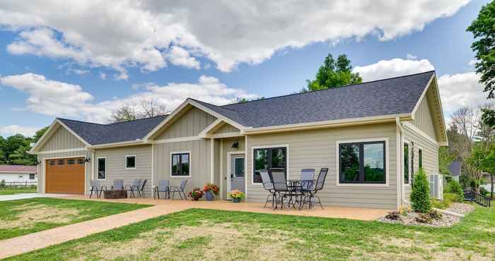 Lainnya Spacious Preston Home w/ Fire Pit!