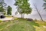 Lainnya Waterfront Lake Michigan Hideaway: Private Beach!