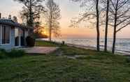 Lainnya 3 Waterfront Lake Michigan Hideaway: Private Beach!