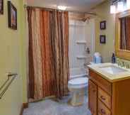 Lain-lain 2 Family-friendly Dubois Cabin w/ Community Pool!