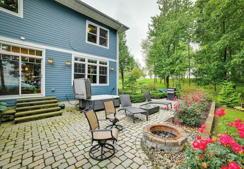 その他 Secluded Ithaca Home w/ Hot Tub ~ 5 Mi to Cornell!