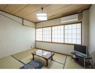 Bedroom 2 Cycling Terminal Takao