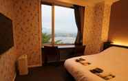 Bedroom 4 Mizno Hotel (Facing Mt.Fuji and the lake)