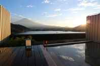 Swimming Pool Mizno Hotel (Facing Mt.Fuji and the lake)