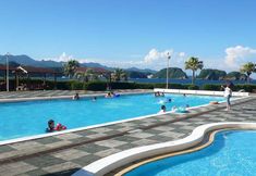 Swimming Pool 7 Flowery Inn Kayuu