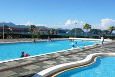 Swimming Pool Flowery Inn Kayuu