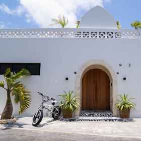 Exterior 1 The House By the SEA, Hotel Miyakojima