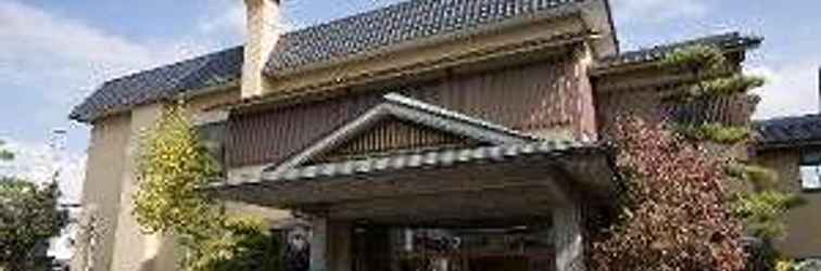 Bên ngoài Saku Hotel   Onsen (hot spring)